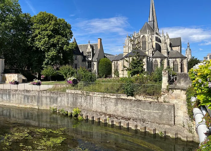 Appartements En Hyper Centre De Vendome